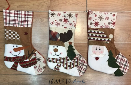 Wholesale of new cross-border Christmas decorations, cartoon Christmas socks, gift bags and Christmas supplies in 2025 Wholesale of new cross-border Christmas decorations, cartoon Christmas socks, gift bags and Christmas supplies in 2025